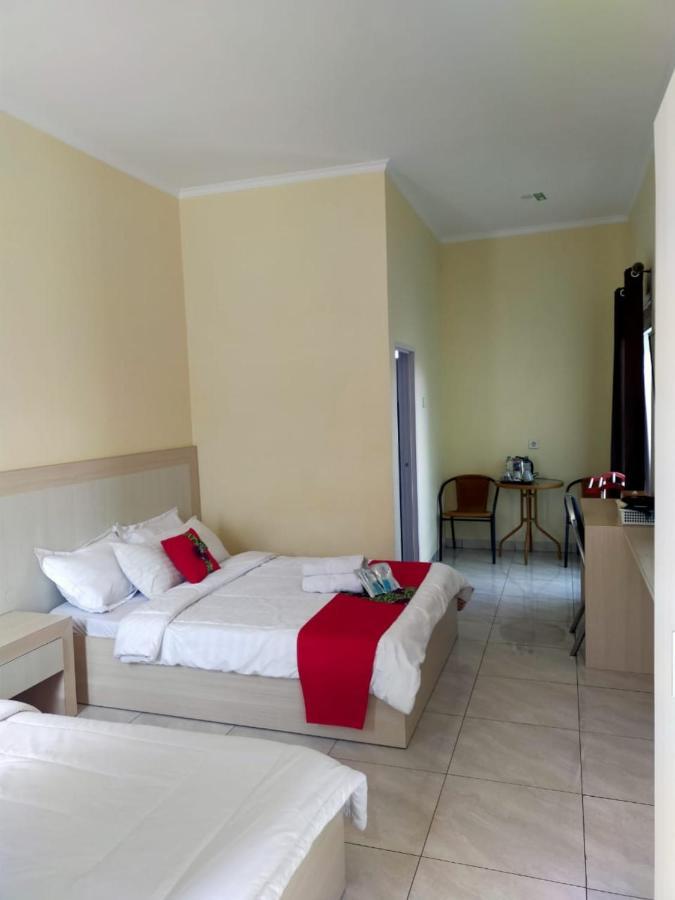 Maulana Hills Syariah Hotel Lembang Bagian luar foto